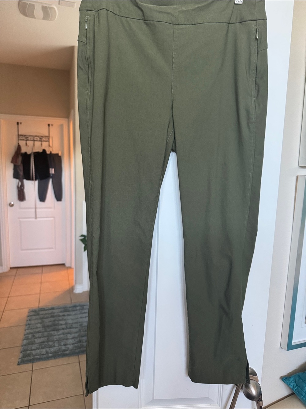 Chico's Straight Leg Pants in Olive Green